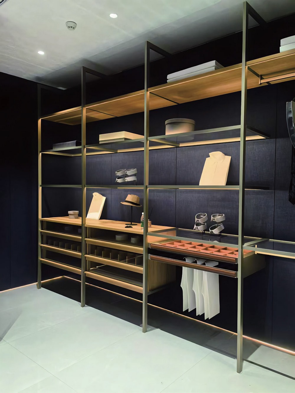 Porro Type Column Cloakroom/Bookcase Series